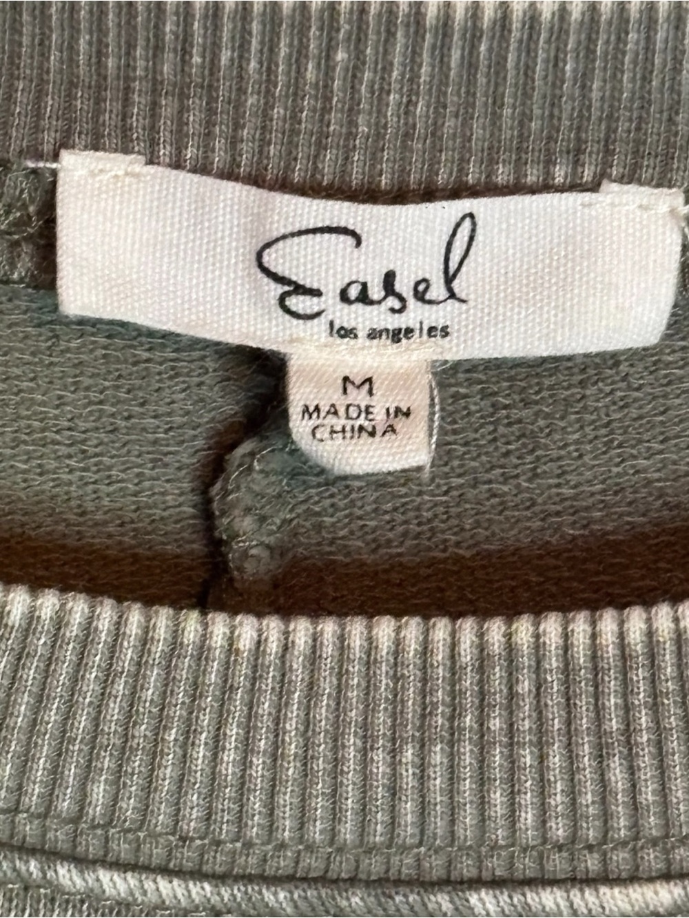 Easel Mineral Washed Terry Sweatshirt w/Floral Peace Sign Sz M Like New - Picture 7 of 8